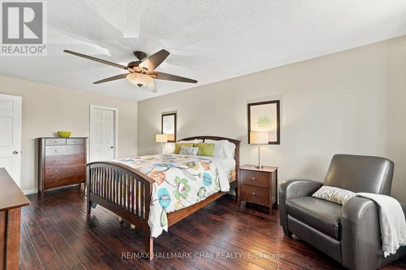 17 Sherwood Court — photo 17 of 28