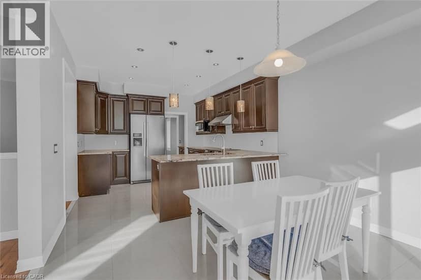 22 WOODHOUSE Street — photo 13 of 40