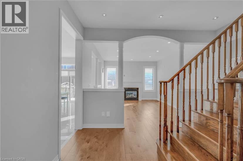 22 WOODHOUSE Street — photo 9 of 40
