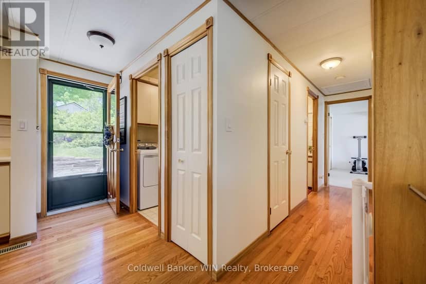 9 Cardinal Street — photo 17 of 40