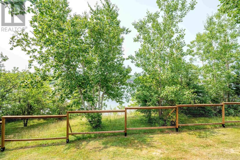 101 Lorne Smith Road — photo 33 of 40