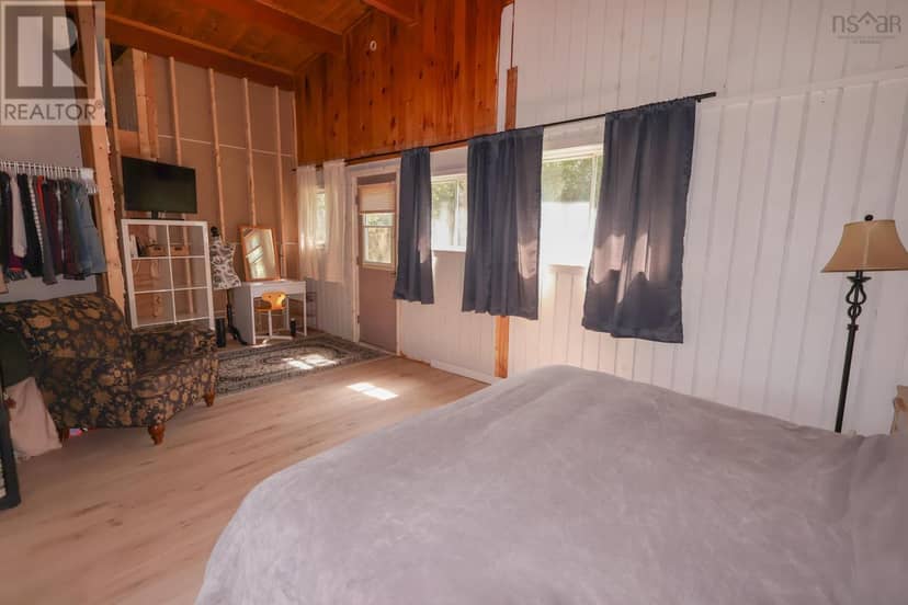 5202 Highway 210 — photo 18 of 40