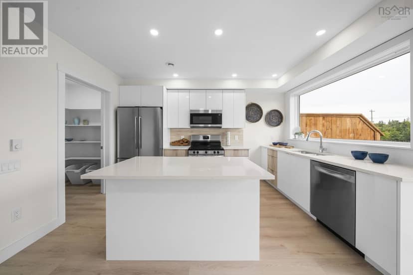 32 Berm Street — photo 12 of 40