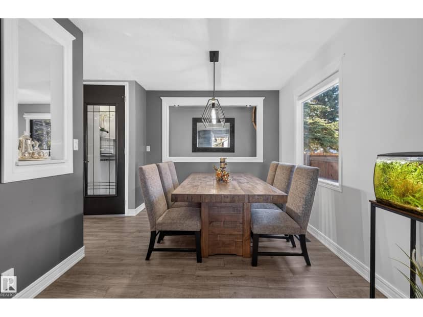 5773 Garden Meadows Dr — photo 14 of 40