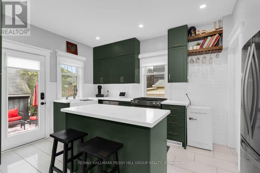 36 Commercial Street, Milton, photo 3
