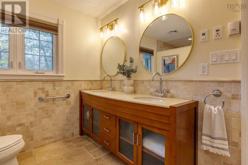 9 Piggott Lake Rd — photo 16 of 40