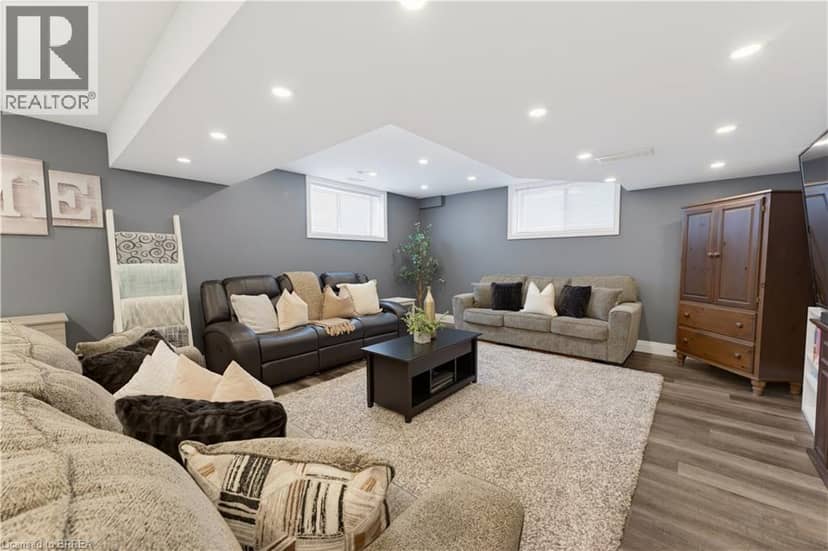 21 IRONGATE Drive — photo 26 of 40