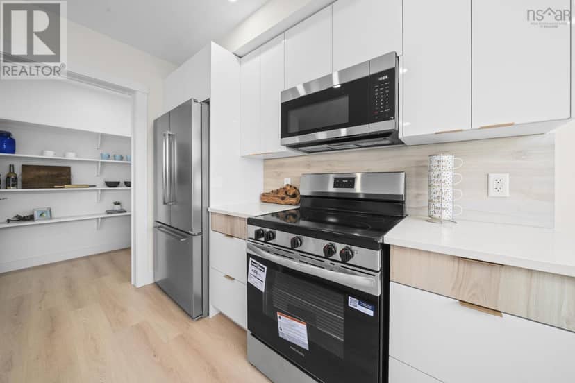 32 Berm Street — photo 14 of 40