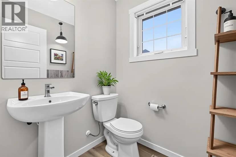 246 Cranbrook Square SE — photo 16 of 40