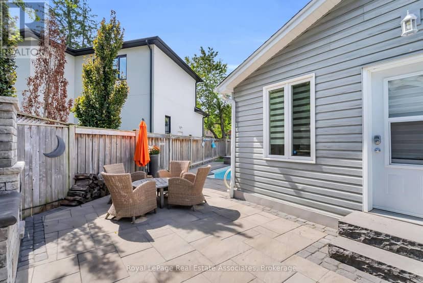 11 Churchill Crescent — photo 36 of 40