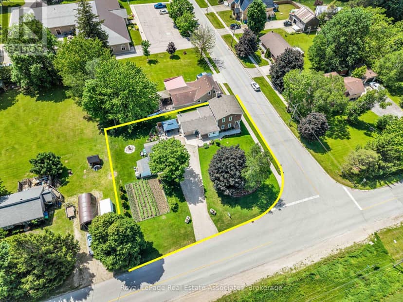 117 Helena Street, West Grey, photo 2