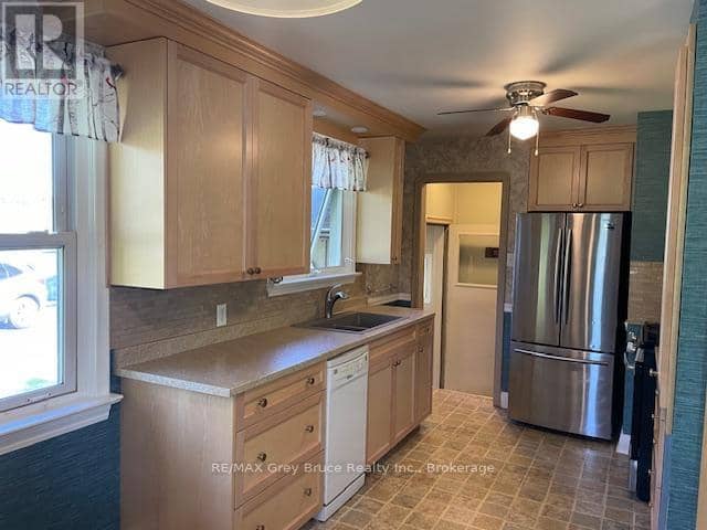 202306 6 Highway — photo 18 of 40