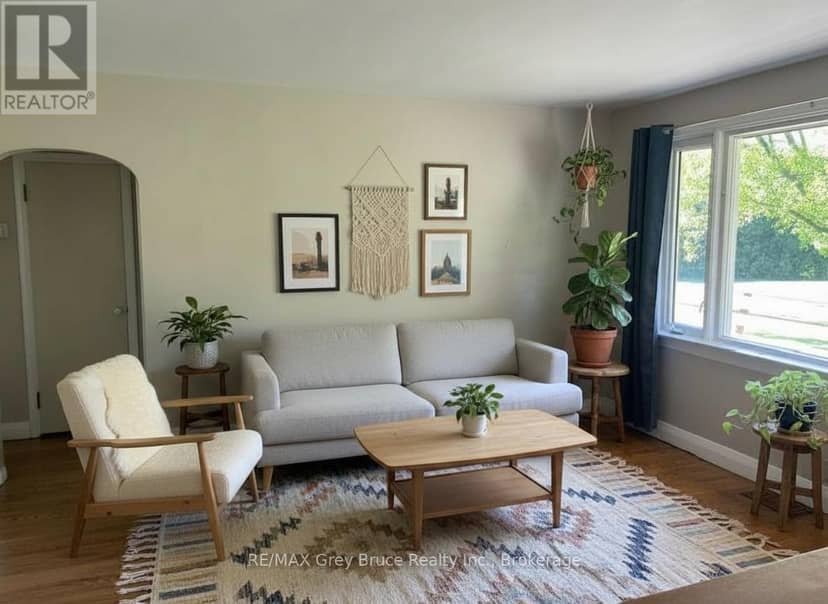 202306 6 Highway — photo 15 of 40