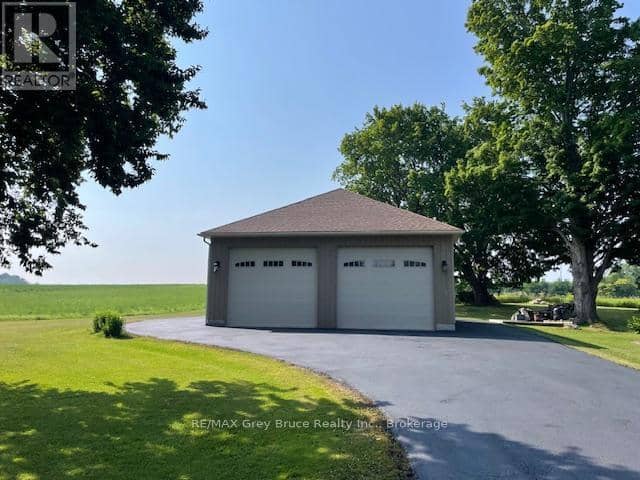 202306 6 Highway — photo 37 of 40