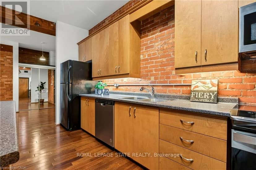 13 - 357 Hunter Street W — photo 9 of 35