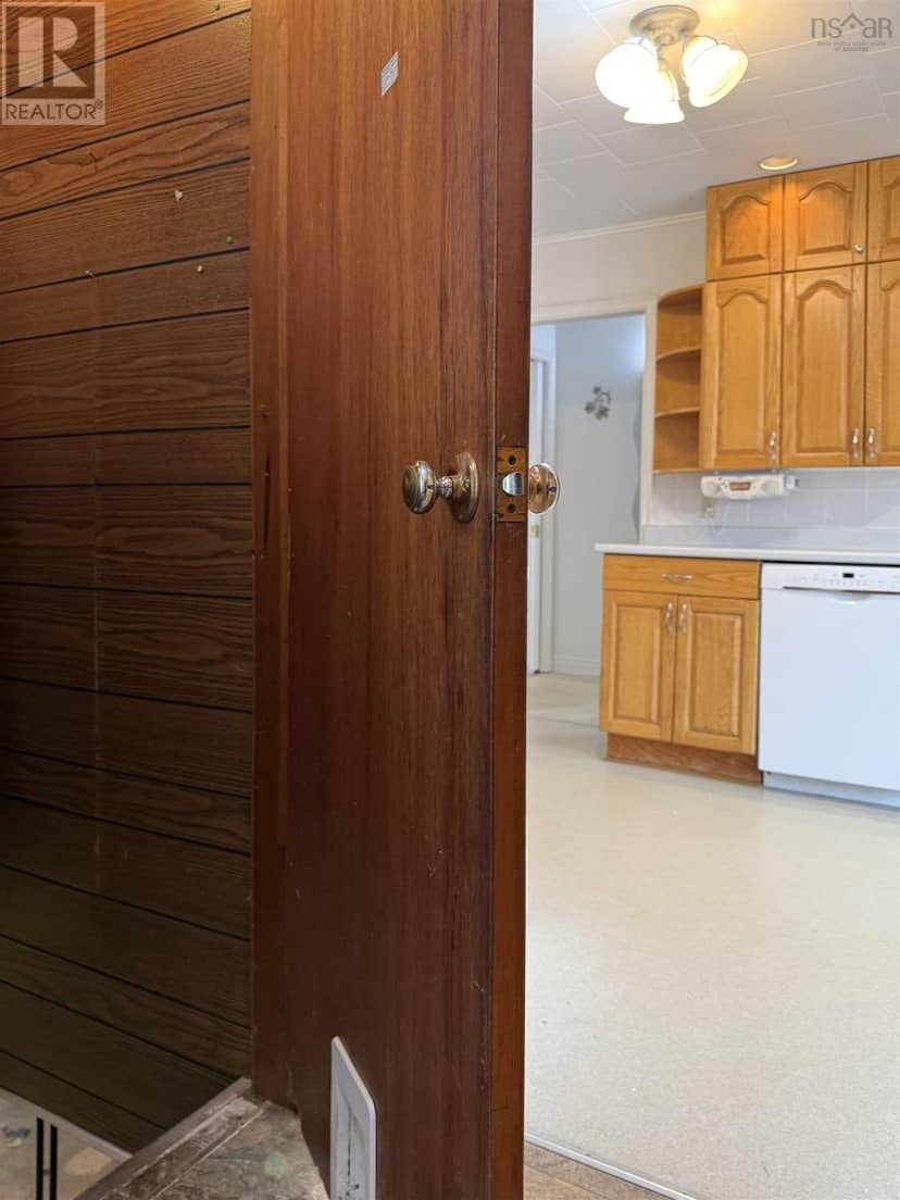 8 Standish Street — photo 37 of 40