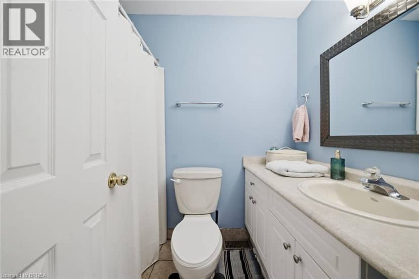 97 QUEEN Street — photo 14 of 23