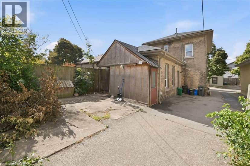 97 QUEEN Street — photo 20 of 23