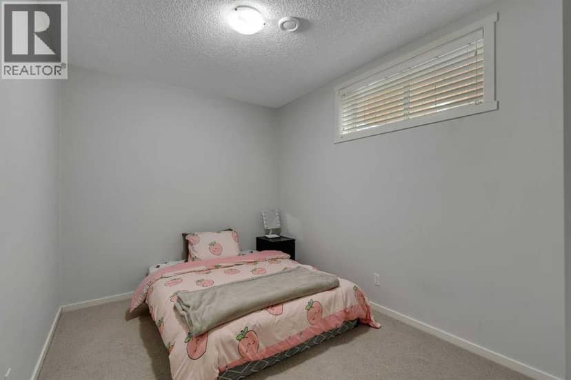 151 Stonemere Green — photo 34 of 40