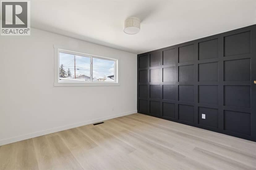 816 Avonlea Place SE — photo 14 of 23