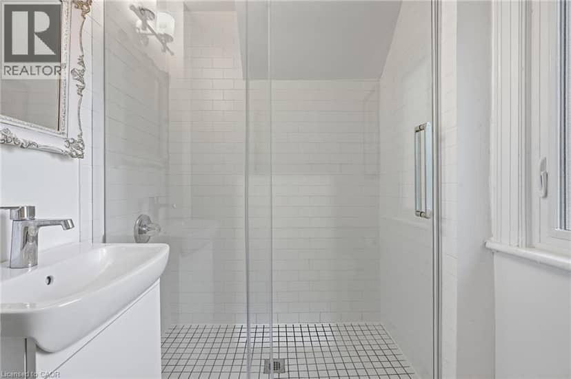 13 ALLAN Avenue — photo 18 of 27