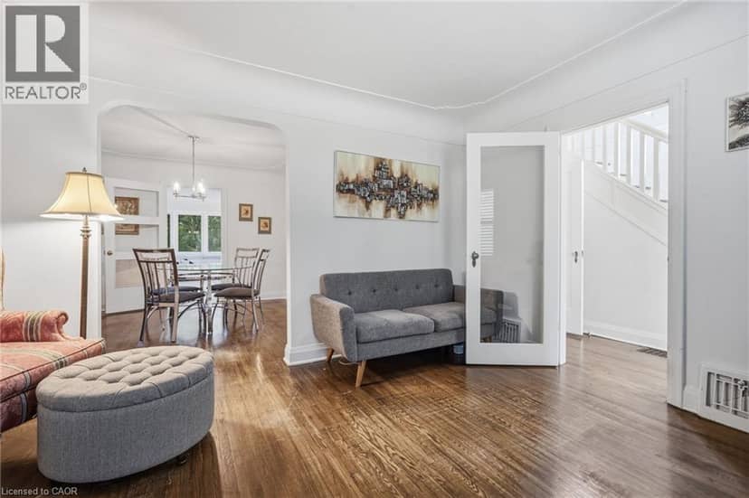 13 ALLAN Avenue, Dundas, photo 2