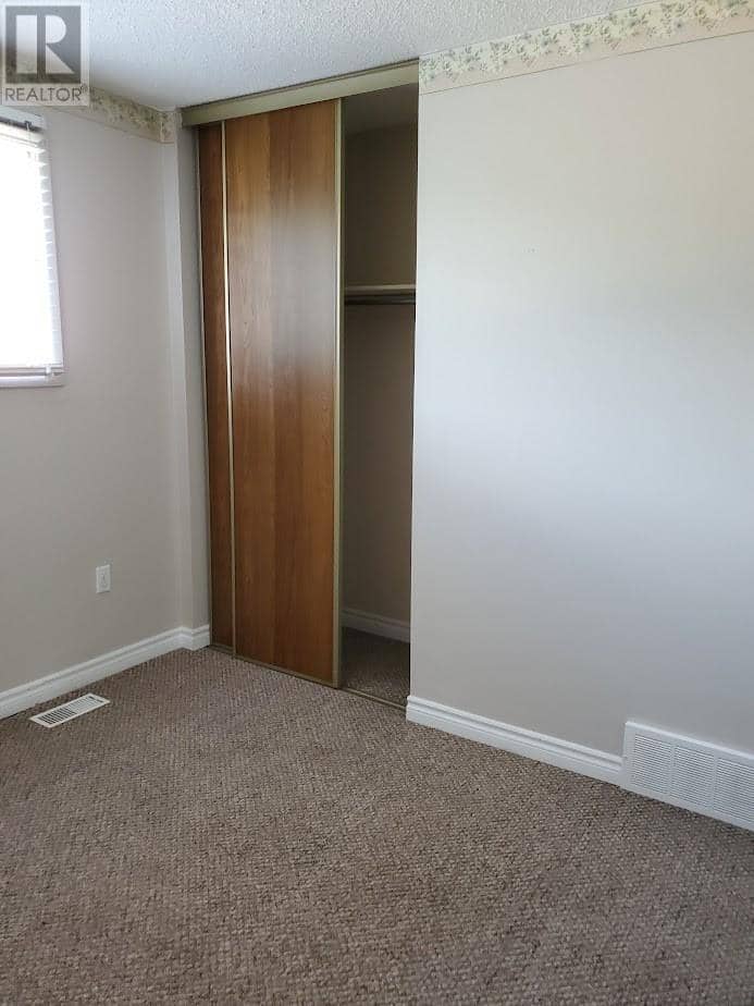 880 Woodbine Avenue — photo 15 of 24