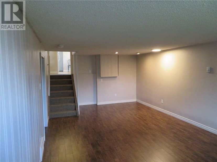 880 Woodbine Avenue — photo 16 of 24