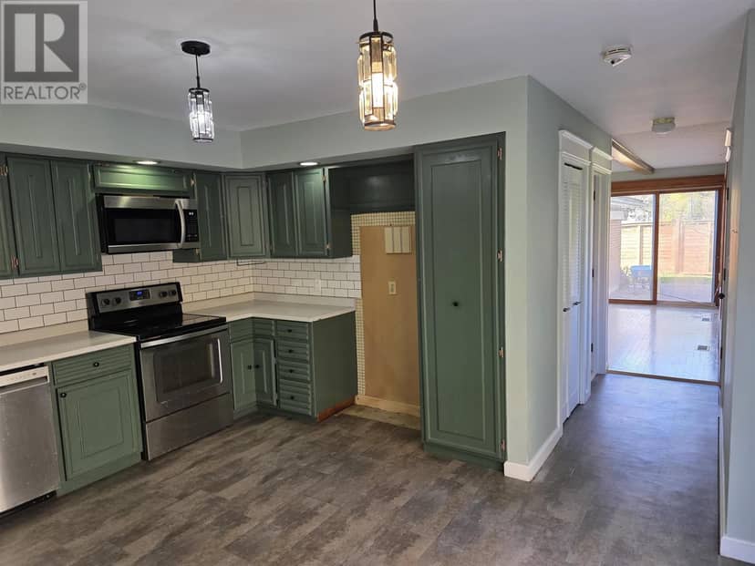 60 Barber BLVD — photo 20 of 40