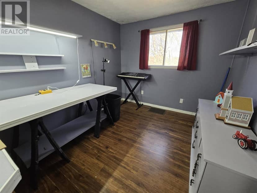 8 Bailey LN — photo 17 of 30