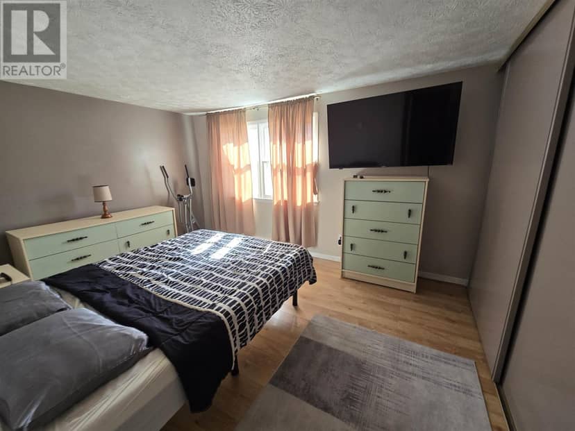 8 Bailey LN — photo 20 of 30