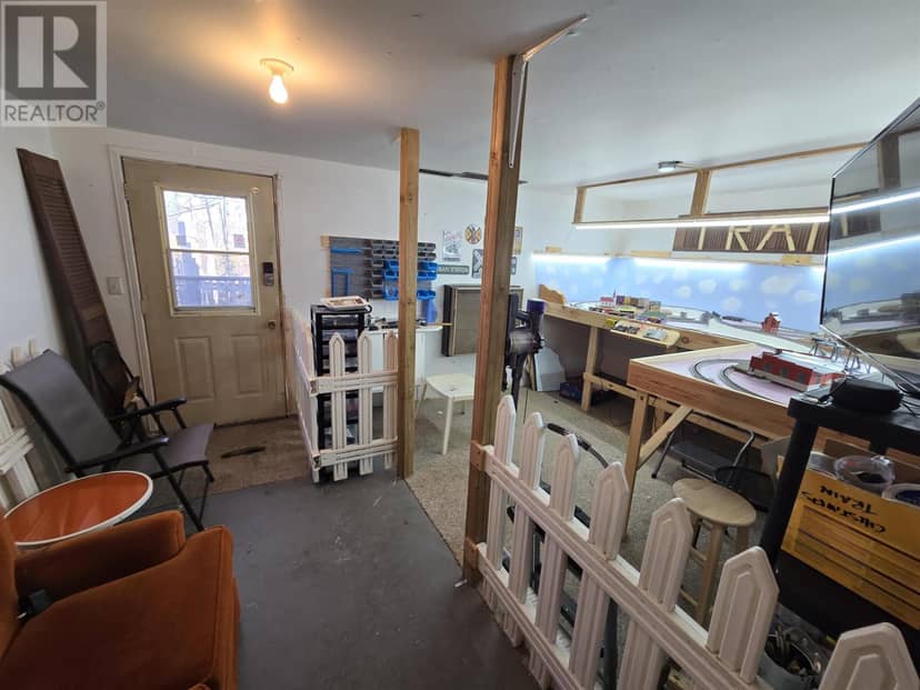 8 Bailey LN — photo 24 of 30