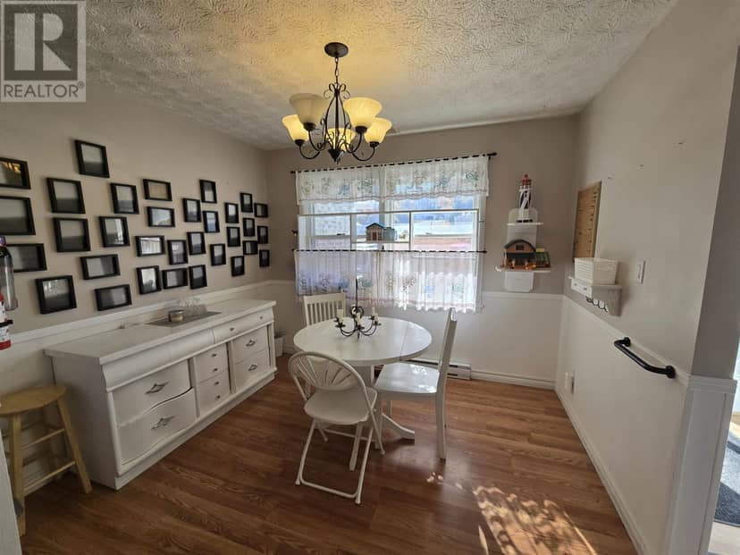8 Bailey LN — photo 8 of 30