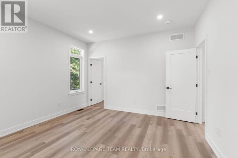101 Alcock Drive — photo 19 of 34