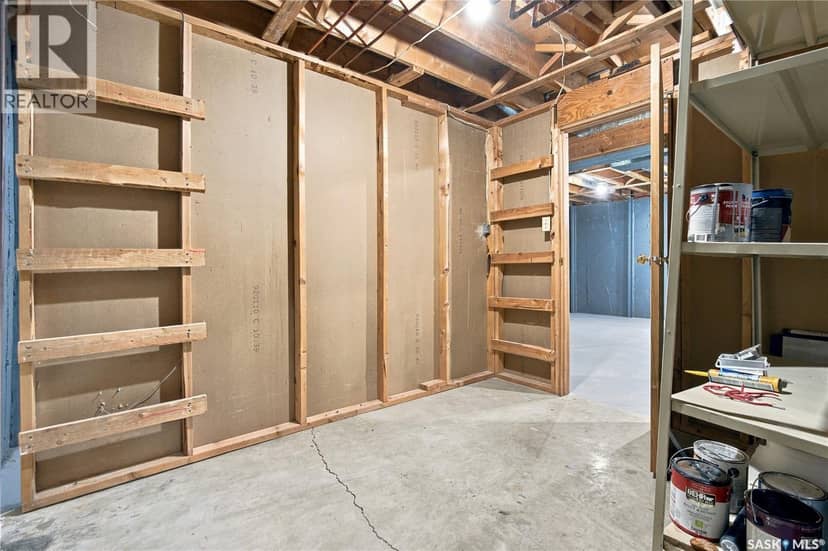 5907 Hague CRESCENT — photo 37 of 40