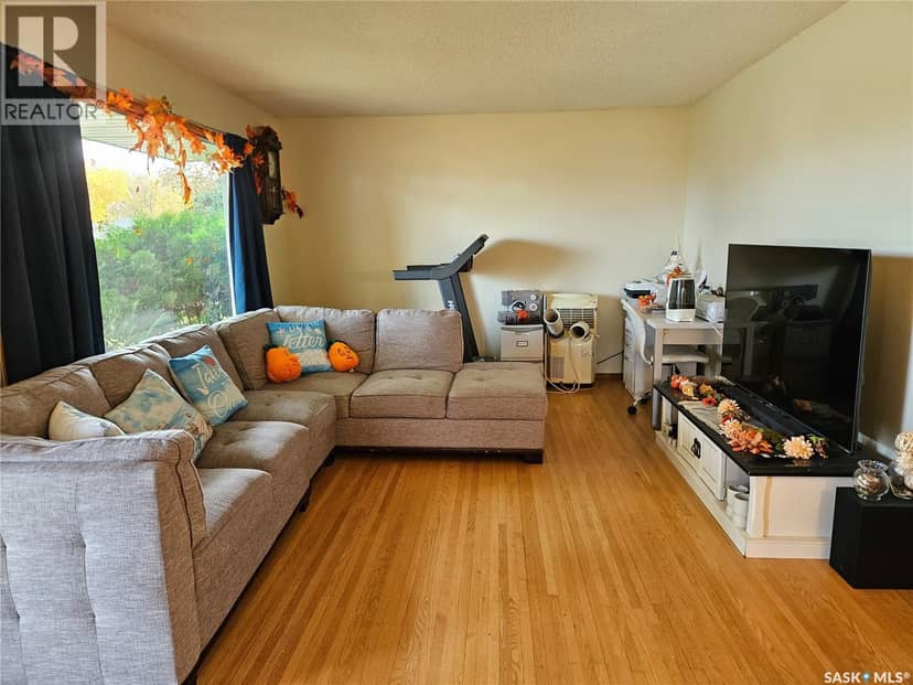 30 Allen DRIVE — photo 3 of 24