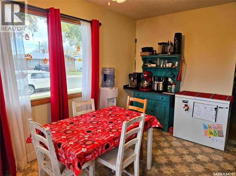 30 Allen DRIVE — photo 7 of 24