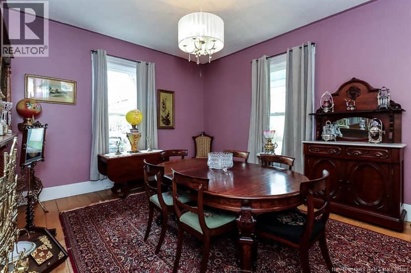 12 Pitt Street — photo 9 of 40