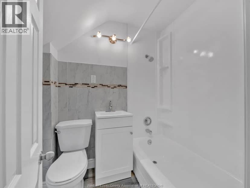 1022 Hickory Road — photo 18 of 32