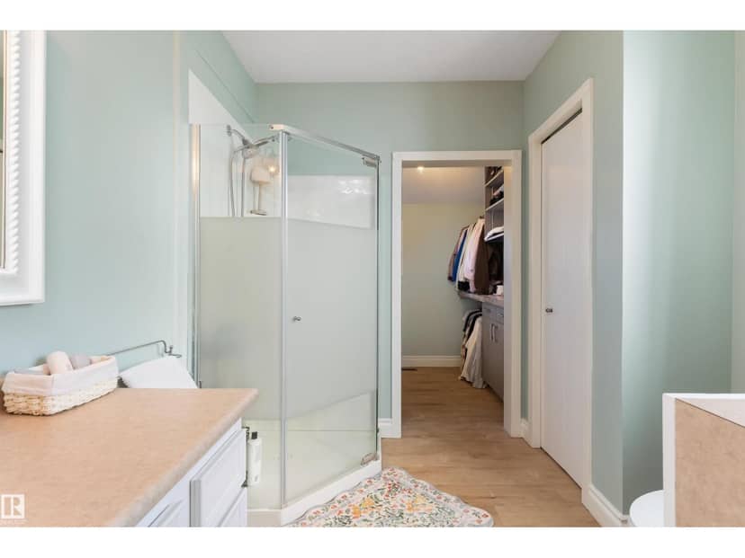 5016 52 AV — photo 12 of 40