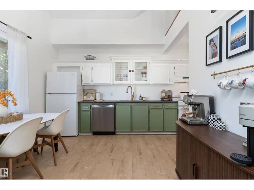 5016 52 AV — photo 21 of 40