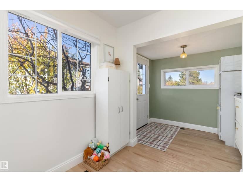 5016 52 AV — photo 24 of 40