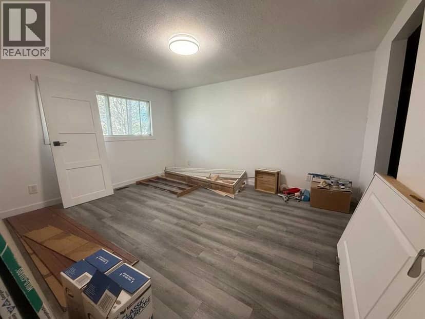 700 8 Street — photo 14 of 28