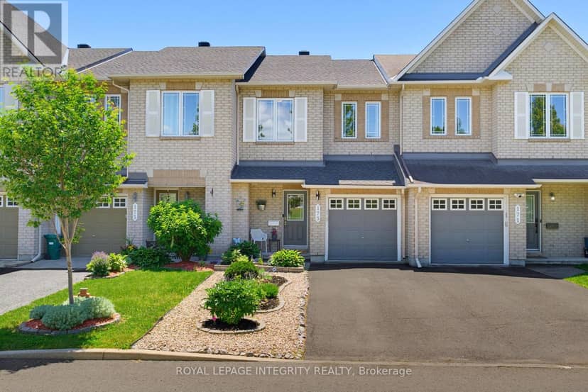 173 Silvermoon Crescent — photo 3 of 40