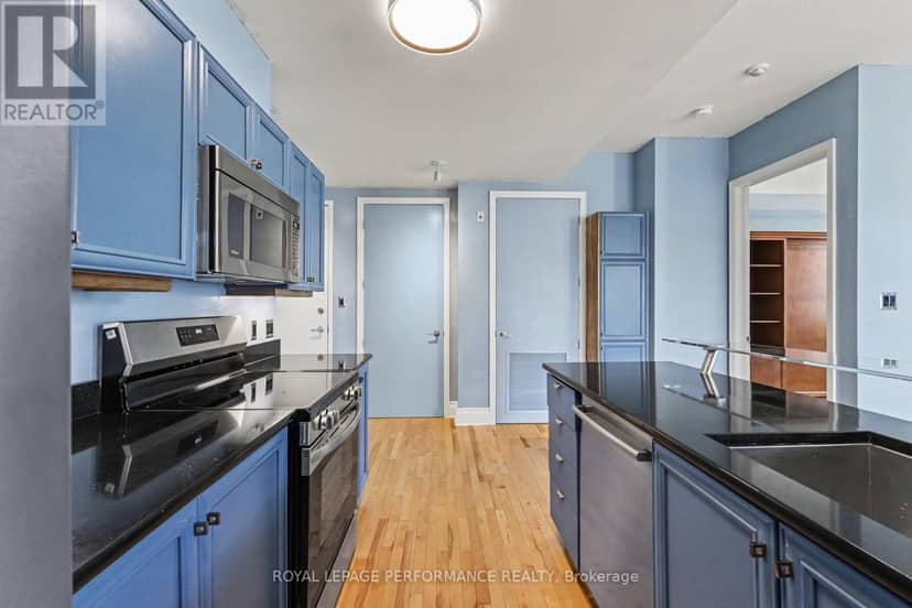 PH3 - 364 Cooper Street — photo 9 of 34