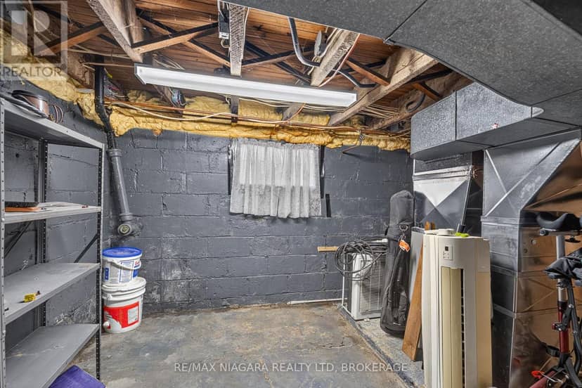 44 Lowell Avenue — photo 35 of 38