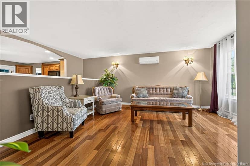 6 Chad Crescent — photo 19 of 40