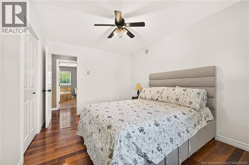 6 Chad Crescent — photo 25 of 40