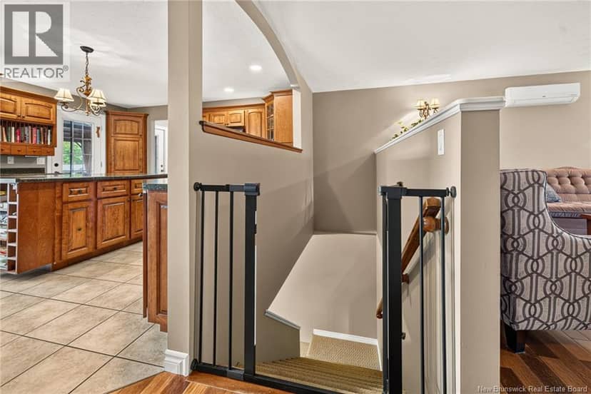 6 Chad Crescent — photo 33 of 40