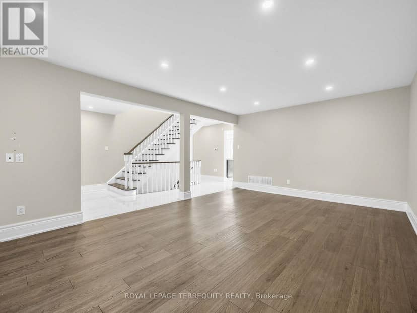 124 Bathgate Drive, Toronto, photo 7